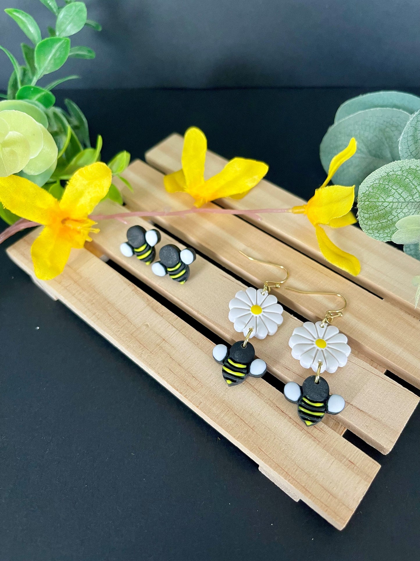 Bee & Flower Dangle